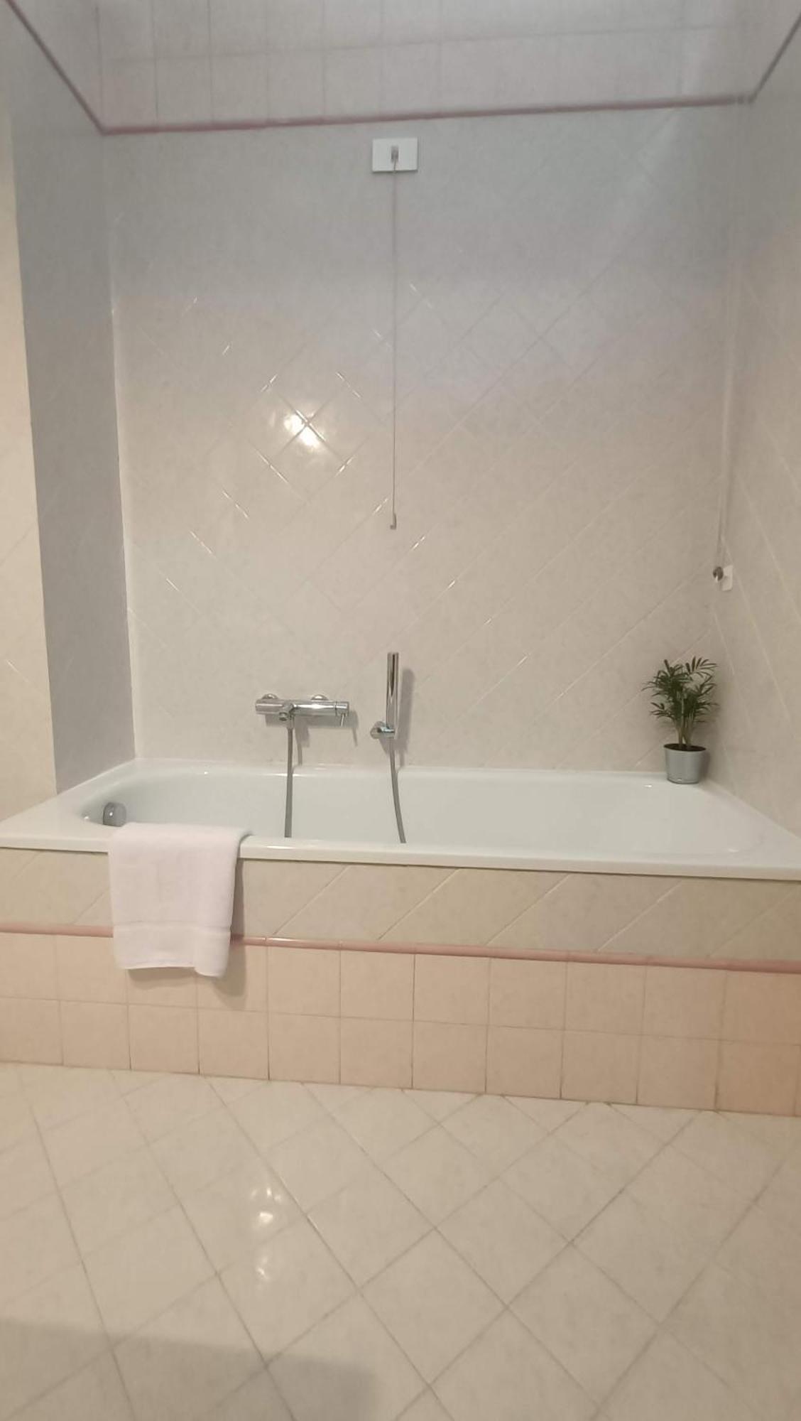Loving My Rooms 2 - Delizioso Appartamento In Centro Gorizia Exterior foto