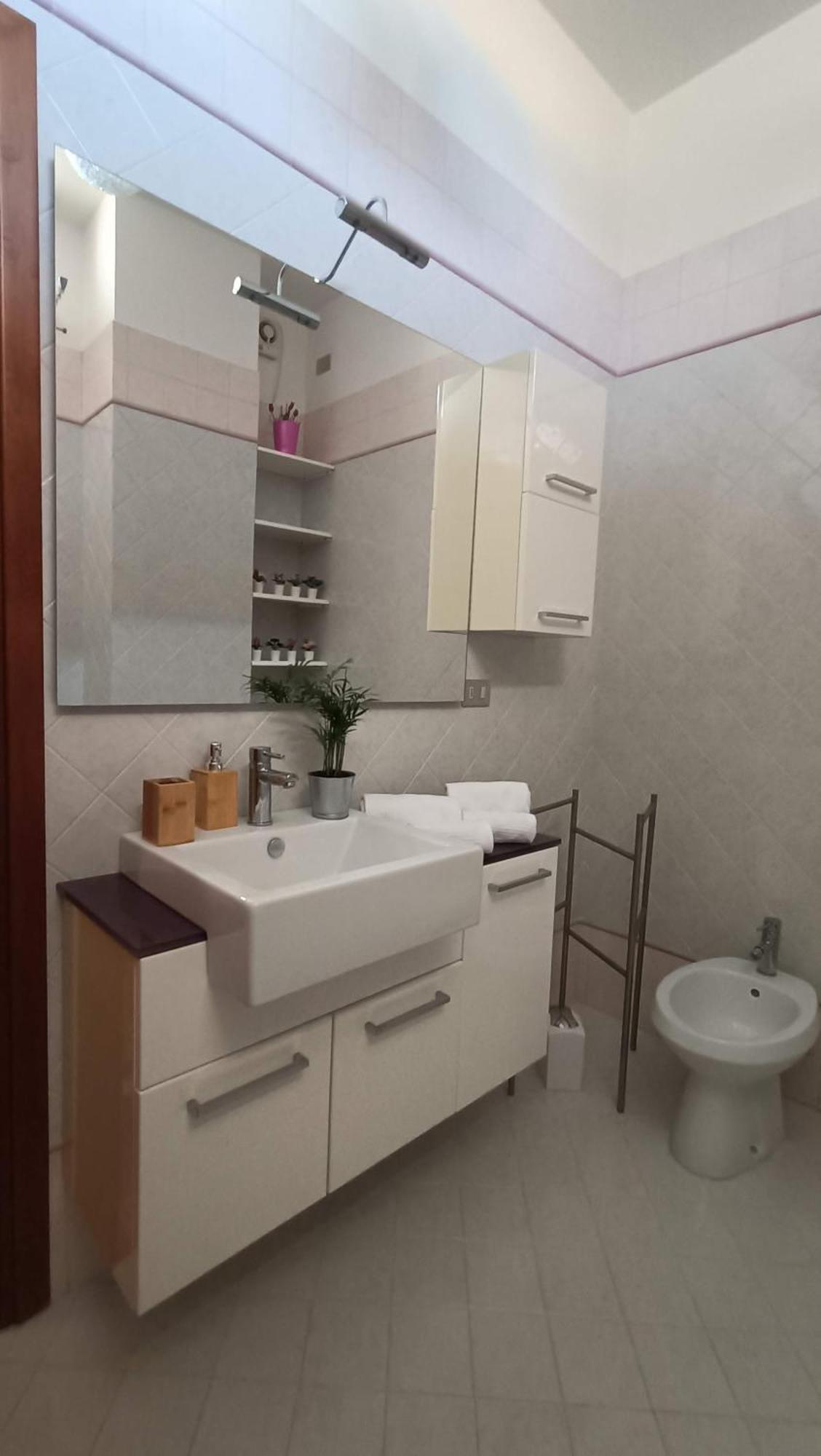 Loving My Rooms 2 - Delizioso Appartamento In Centro Gorizia Exterior foto
